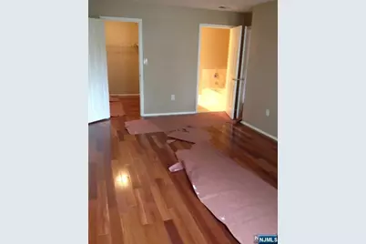 38 Garden Place 141 #141, Edgewater, NJ 07020 - Photo 15