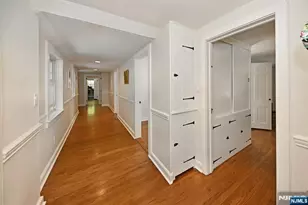 421 Hawthorne Pl, Ridgewood, NJ 07450 - Photo 13