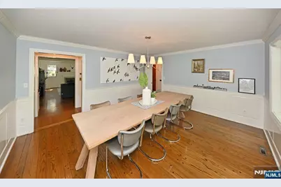 421 Hawthorne Place, Ridgewood, NJ 07450 - Photo 5