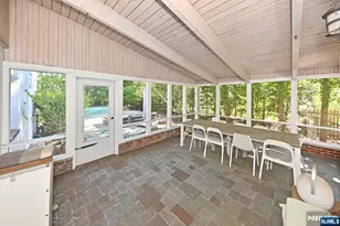 421 Hawthorne Pl, Ridgewood, NJ 07450 - Photo 11