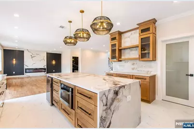 28 Tamboer Avenue, Clifton, NJ 07013 - Photo 9