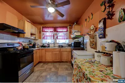 147 4th Avenue, East Orange, NJ 07017 - Photo 9