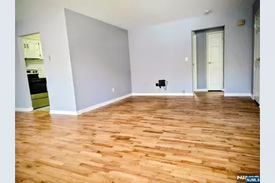 15 Cottage Street 19 3A #19 3A, Midland Park, NJ 07432 - Photo 5