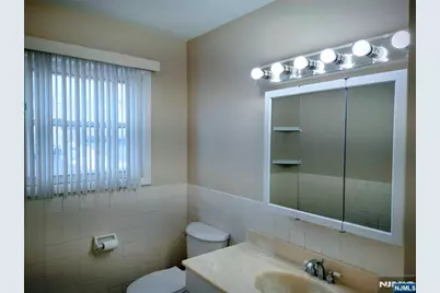 15 Cottage Street 19 3A #19 3A, Midland Park, NJ 07432 - Photo 9
