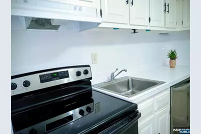 15 Cottage Street 19 3A #19 3A, Midland Park, NJ 07432 - Photo 19