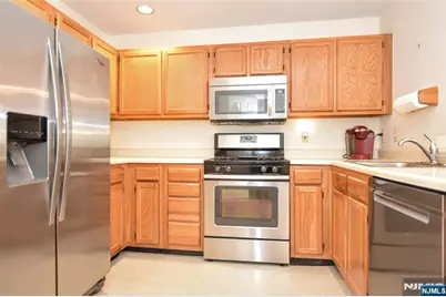 509 Chatfield Drive, Pequannock Township, NJ 07444 - Photo 9