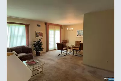 35 Meadowview Terrace 35 #35, Fair Lawn, NJ 07410 - Photo 3