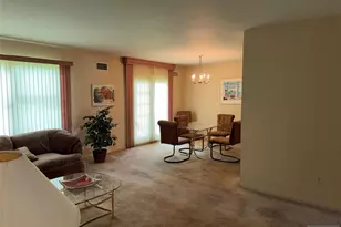 35 Meadowview Terrace 35, Fair Lawn, NJ 07410 - Photo 3