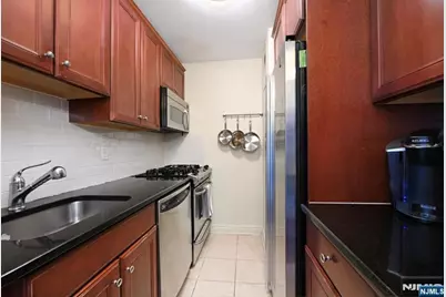 500 Central Avenue 515 #515, Union City, NJ 07087 - Photo 7