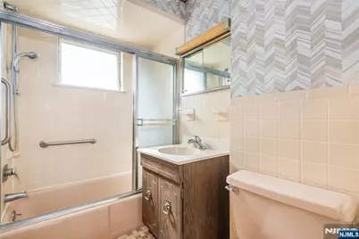 214 Prospect Avenue, North Arlington, NJ 07031 - Photo 13