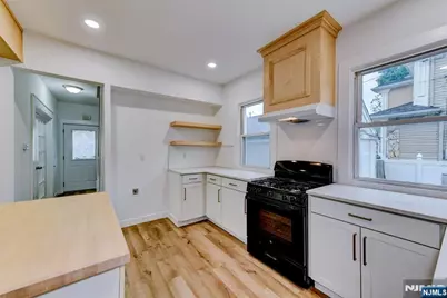 40 Grove Street, Elmwood Park, NJ 07407 - Photo 27