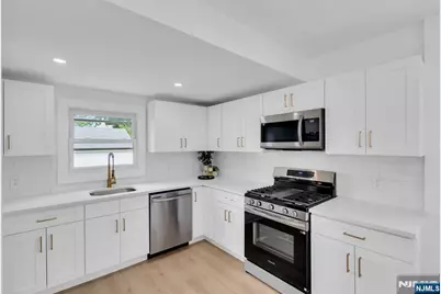 288 Harrison Street, Nutley, NJ 07110 - Photo 13