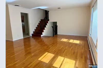 2 Eisenhower Road, Closter, NJ 07624 - Photo 7