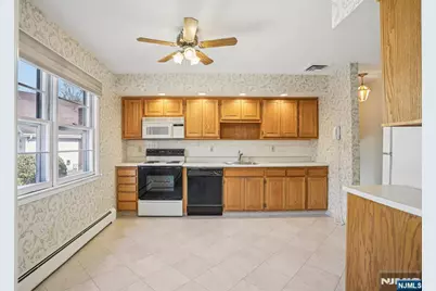 2 Eisenhower Road, Closter, NJ 07624 - Photo 13