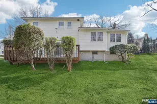 2 Eisenhower Rd, Closter, NJ 07624 - Photo 25