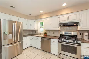 86 Minnehaha Blvd, Oakland, NJ 07436 - Photo 11
