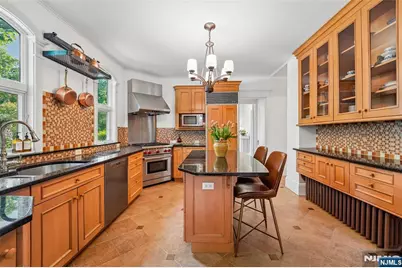 308 Woodside Avenue, Ridgewood, NJ 07450 - Photo 9