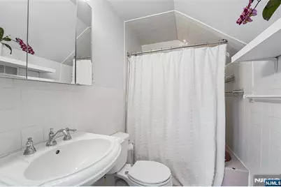 308 Woodside Avenue, Ridgewood, NJ 07450 - Photo 23
