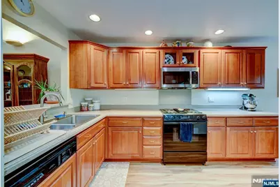 40 Worcester, Wayne, NJ 07470 - Photo 19