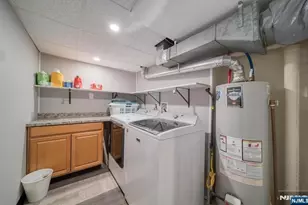 302 Heights Dr, Haledon, NJ 07508 - Photo 13