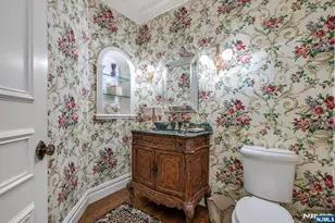 68 Bramshill Dr, Mahwah, NJ 07430 - Photo 31