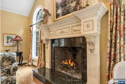 68 Brams Hill Drive, Mahwah, NJ 07430 - Photo 17