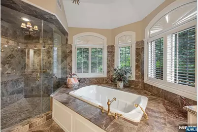 68 Brams Hill Drive, Mahwah, NJ 07430 - Photo 25