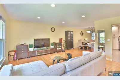 124 Lenox Avenue, Demarest, NJ 07627 - Photo 5