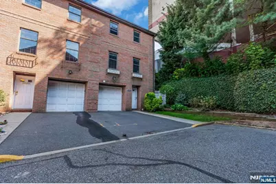3661 Meadow Lane, North Bergen, NJ 07047 - Photo 41