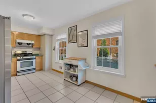 3661 Meadow Ln, North Bergen, NJ 07047 - Photo 23