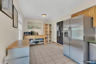 3661 Meadow Ln, North Bergen, NJ 07047 - Photo 25