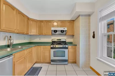 3661 Meadow Lane, North Bergen, NJ 07047 - Photo 17