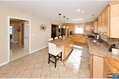 142 Geiger Drive, River Vale Township, NJ 07675 - Photo 7