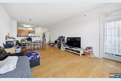 15 Enterprise Court 105 #105, Jersey City, NJ 07305 - Photo 7