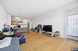 15 Enterprise Ct 105, Jersey City, NJ 07305 - Photo 7