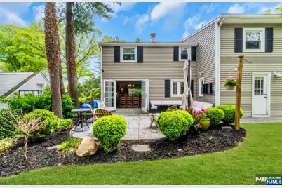 105 Bergen Avenue, Waldwick, NJ 07463 - Photo 43
