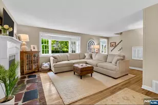 105 Bergen Ave, Waldwick, NJ 07463 - Photo 13