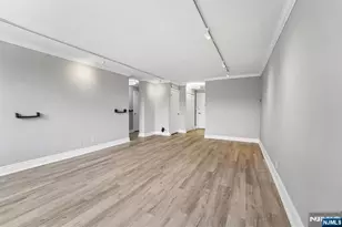 2000 Linwood Ave 4P, Fort Lee, NJ 07024 - Photo 9