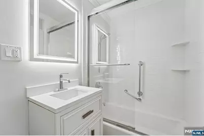 2000 Linwood Avenue 4P #4P, Fort Lee, NJ 07024 - Photo 15