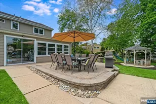 670 Swathmore Ln, Paramus, NJ 07652 - Photo 39