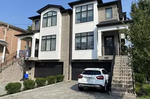 1582 John St, Fort Lee, NJ 07024 - Photo 11