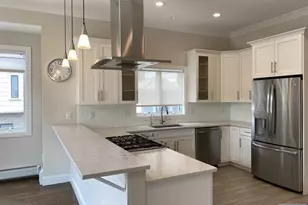 1582 John St, Fort Lee, NJ 07024 - Photo 3