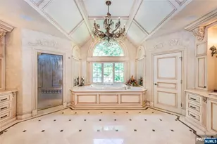 6 Adams Rd, Saddle River, NJ 07458 - Photo 19
