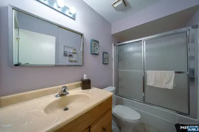 208 Federal Hill Road, Pompton Lakes, NJ 07442 - Photo 13
