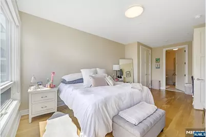 15 Somerset Lane 514 #514, Edgewater, NJ 07020 - Photo 11
