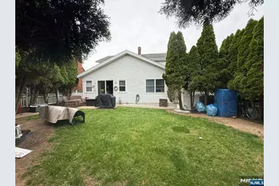 131 Saint Joseph Boulevard, Lodi, NJ 07644 - Photo 23
