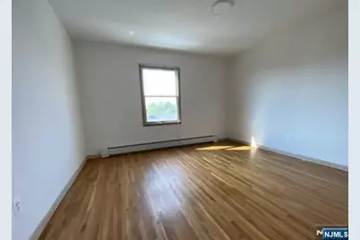 131 Saint Joseph Boulevard, Lodi, NJ 07644 - Photo 19
