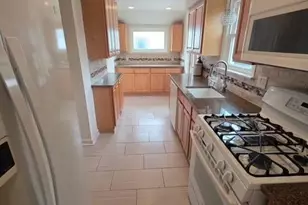 245 Paterson Ave, Lodi, NJ 07644 - Photo 5