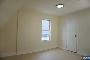 116 19th St, East Orange, NJ 07017 - Photo 11