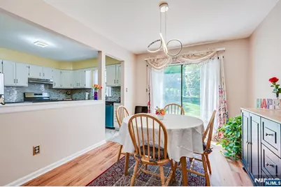 1402 Maplecrest Road 1402 #1402, Edison, NJ 08820 - Photo 17